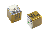 Neue SMD-Nasstantal-Kondensatoren der Familie HI-TMP ® von Vishay Intertechnology sparen Leiterplattenfläche und erhöhen die Zuverlässigkeit press release hero image